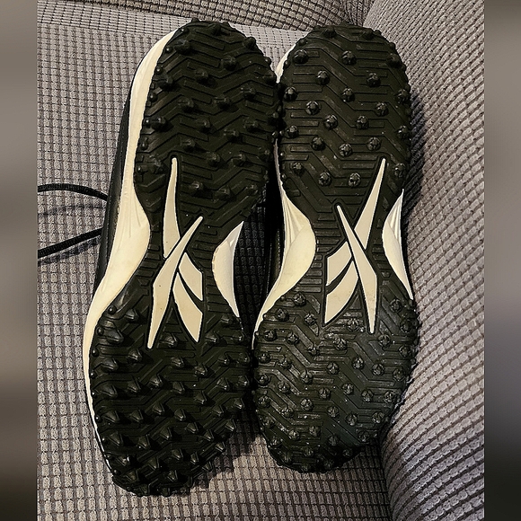 Reebok Official NFL Turf Football Cleats - Picture 3 of 9